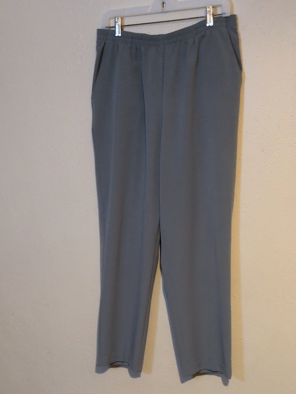 Koret Women's Light Gray Elastic Waist Joggers Size 14